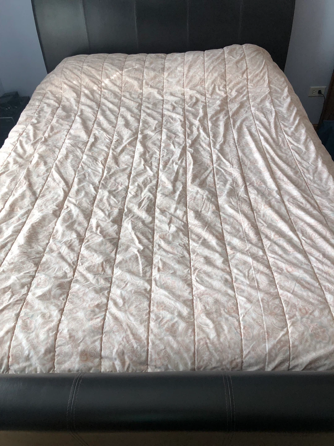Patterned Comforter - Bedding