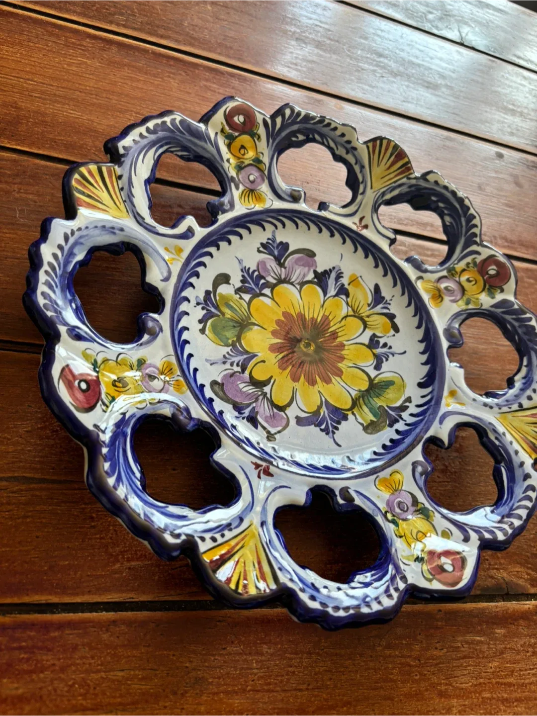 Vintage Portuguese Hand painted Ceramic Plate image indicator(3)