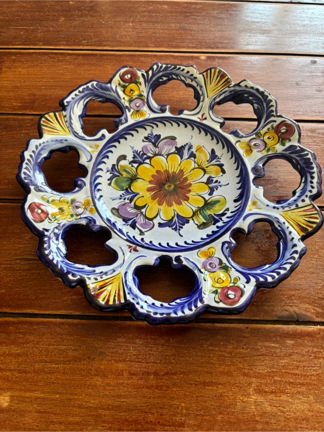 Vintage Portuguese Hand painted Ceramic Plate image indicator(2)