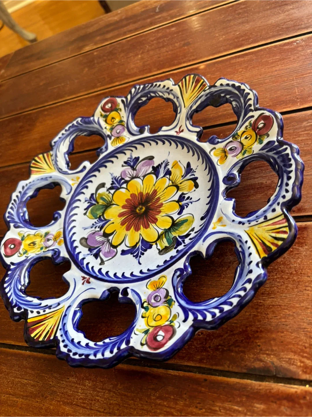 Vintage Portuguese Hand painted Ceramic Plate image indicator(4)