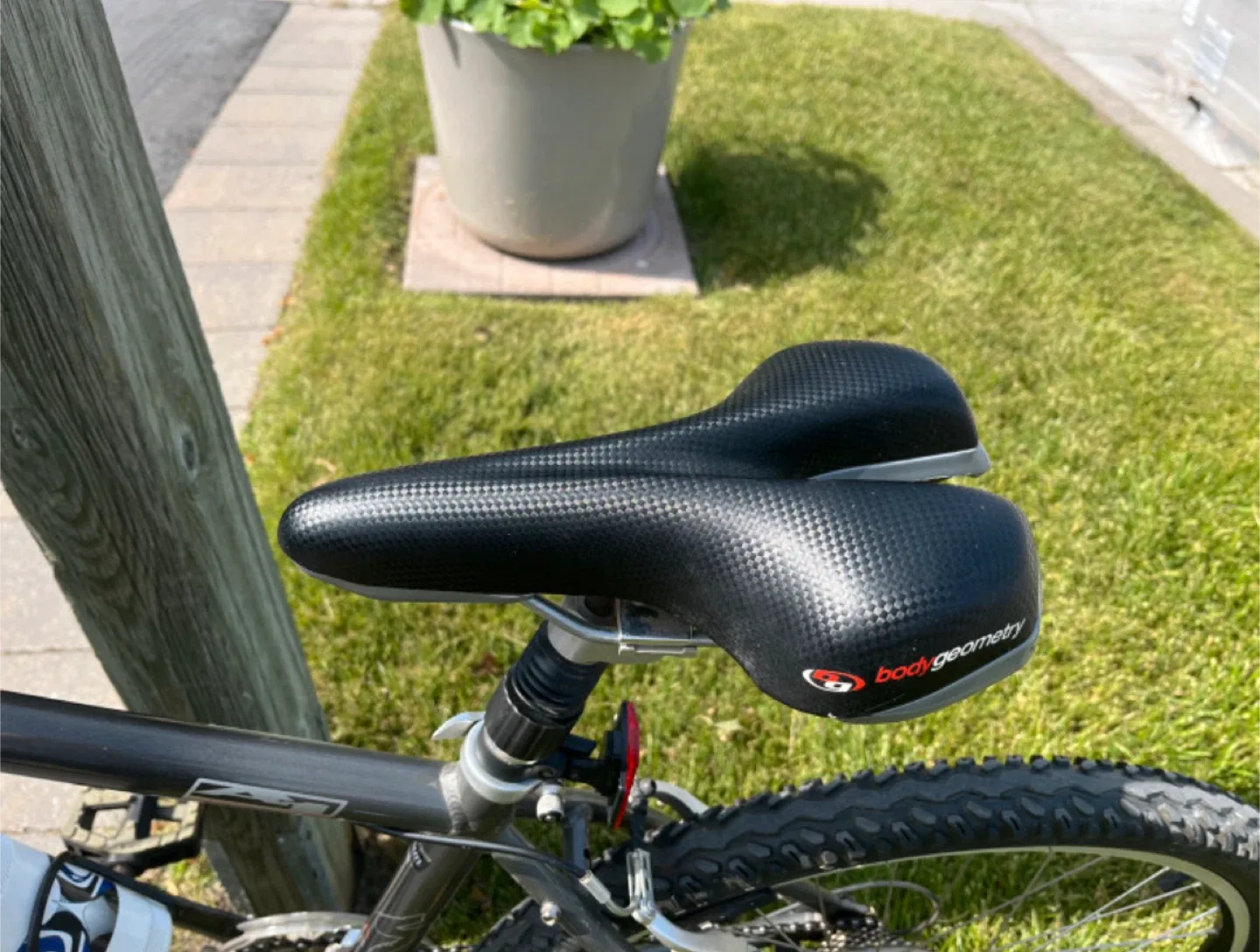 Specialized Expedition Elite Mountain Bike image indicator(6)