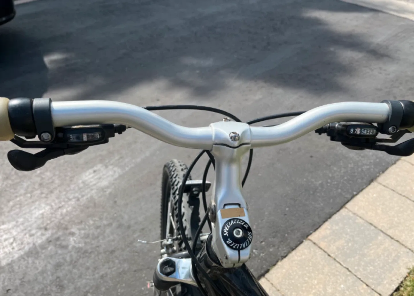 Specialized Expedition Elite Mountain Bike image indicator(9)