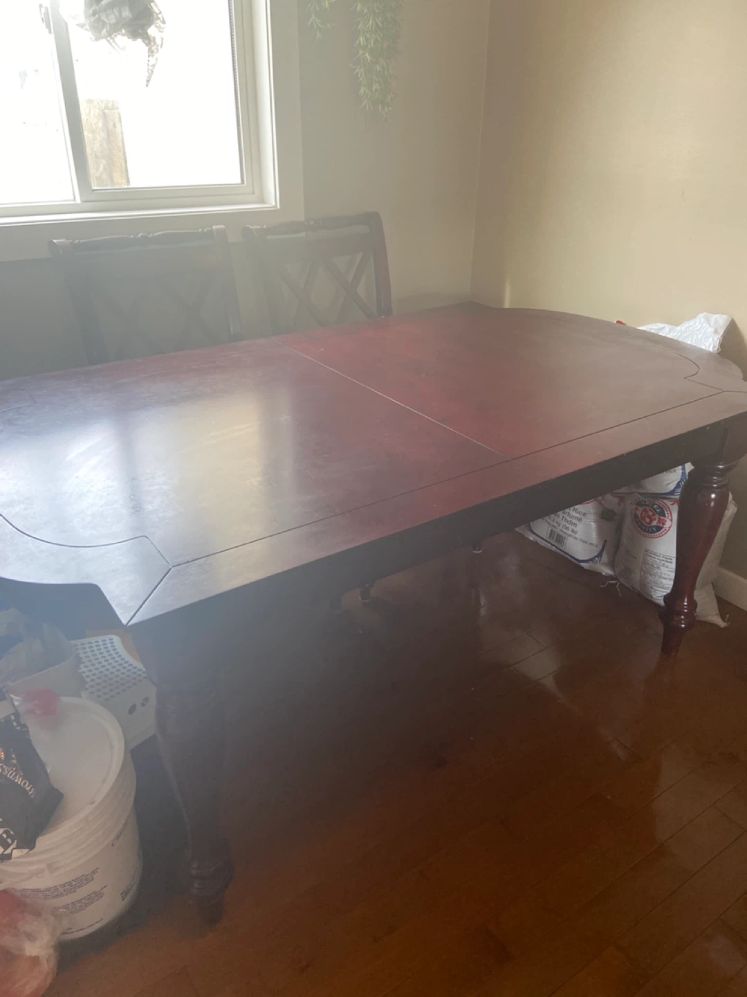 Dining table with 4 matching dining chairs