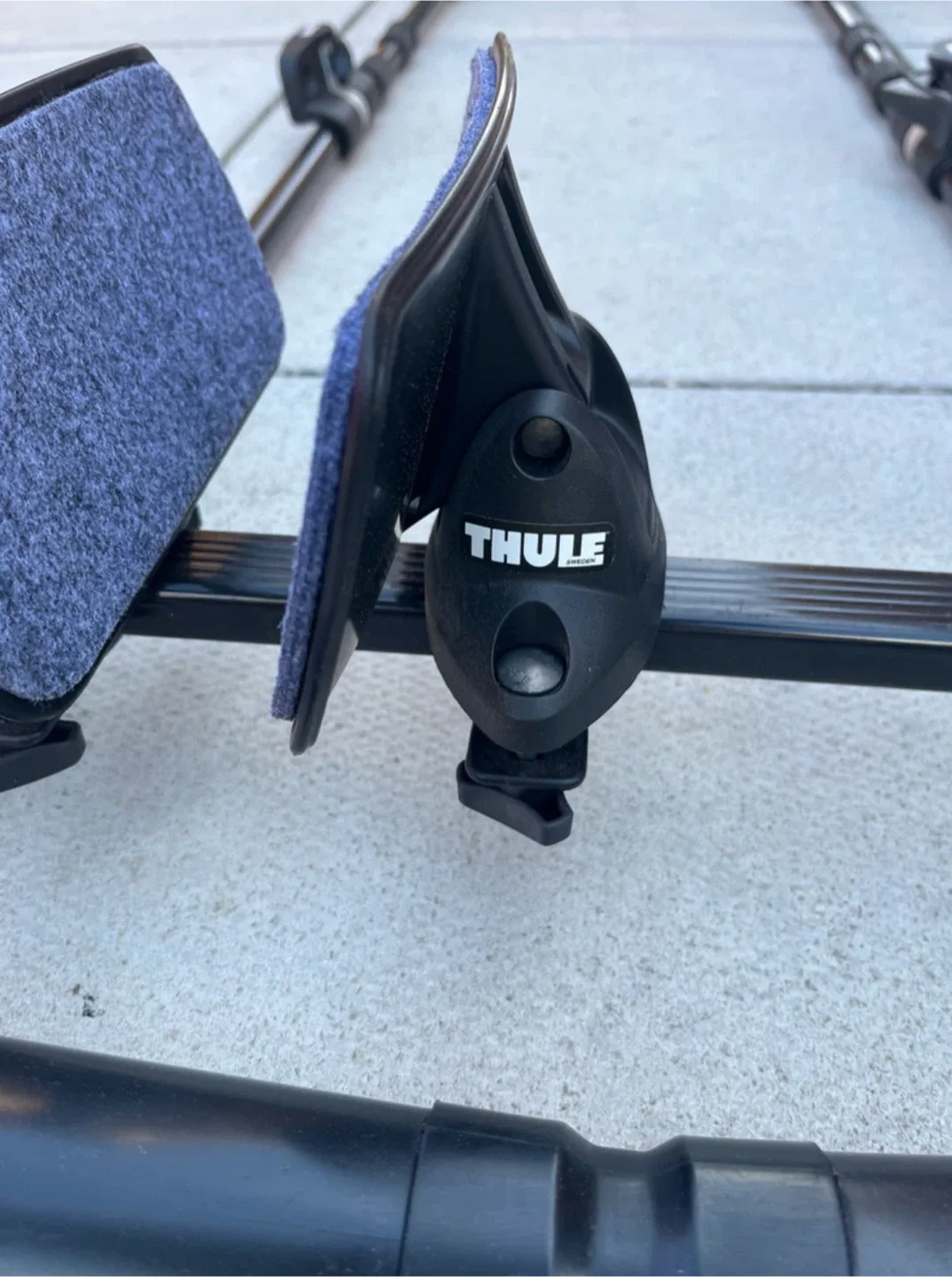 Thule Slipstream Kayak Carrier w/ Parts & Instructions image indicator(2)