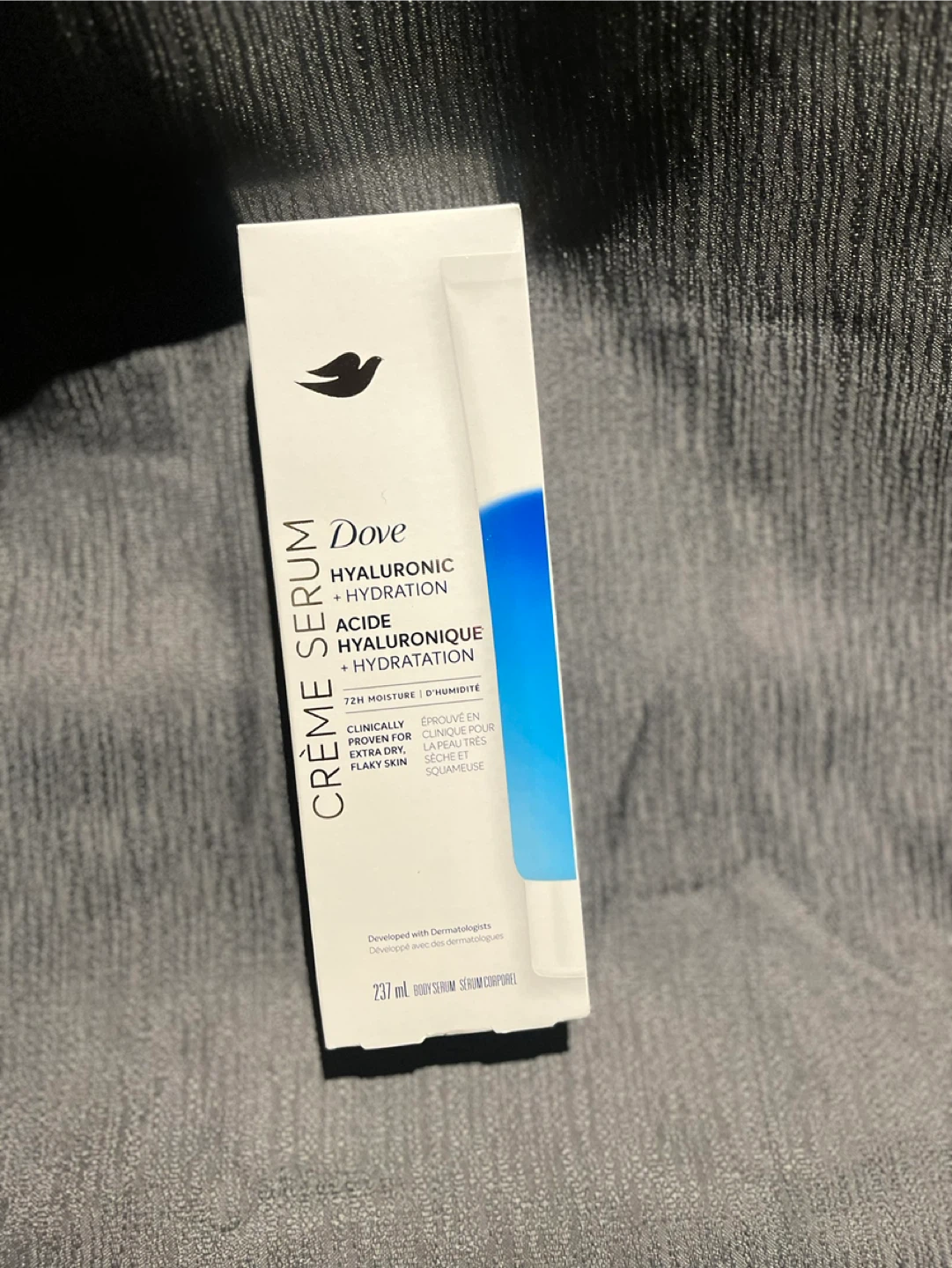 Dove Hyaluronic + Hydration Crème Serum