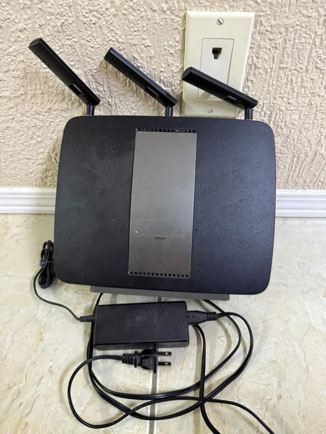 Linksys wifi router thumbnail