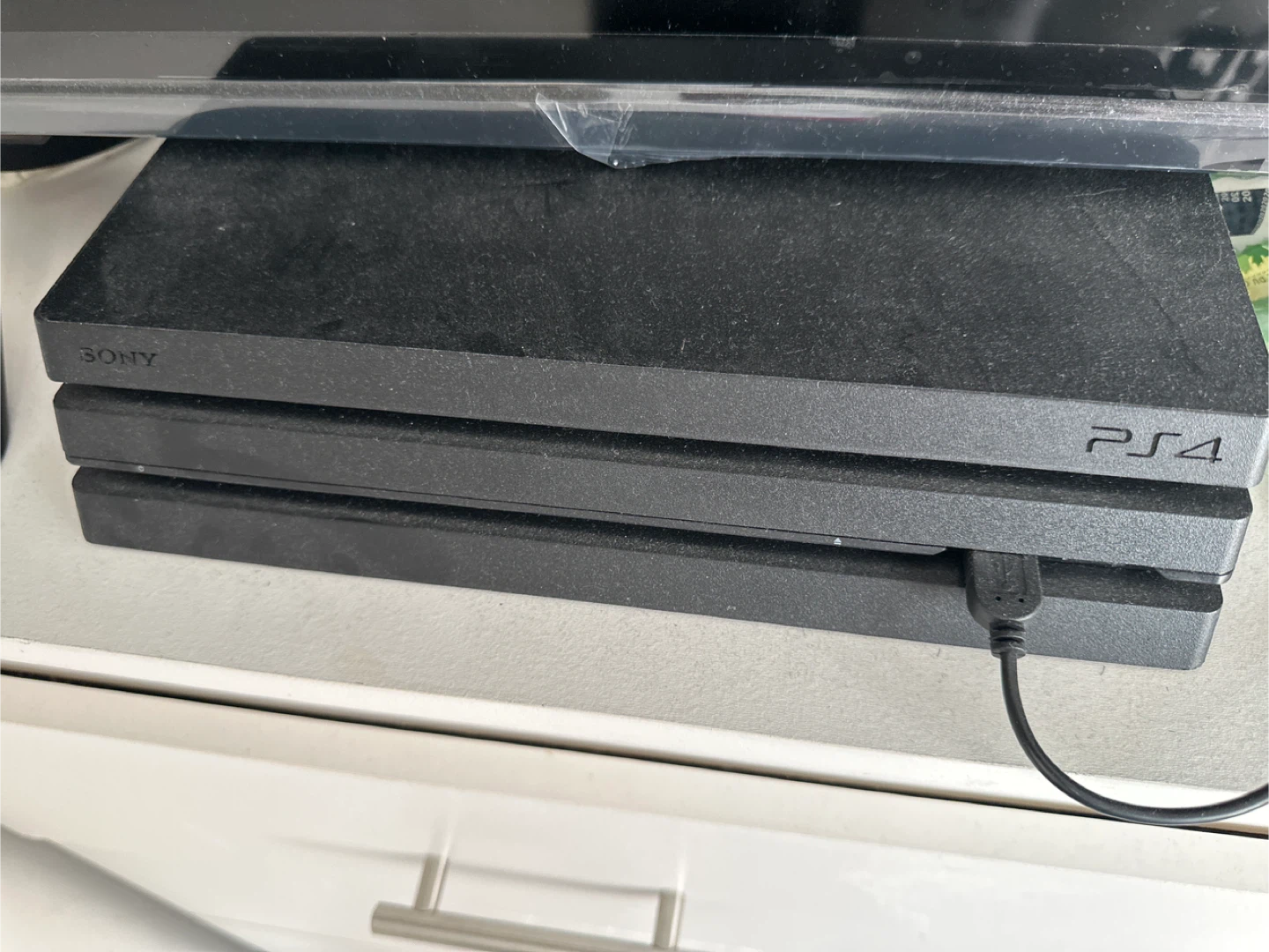 Sony PlayStation 4 (PS4) Pro