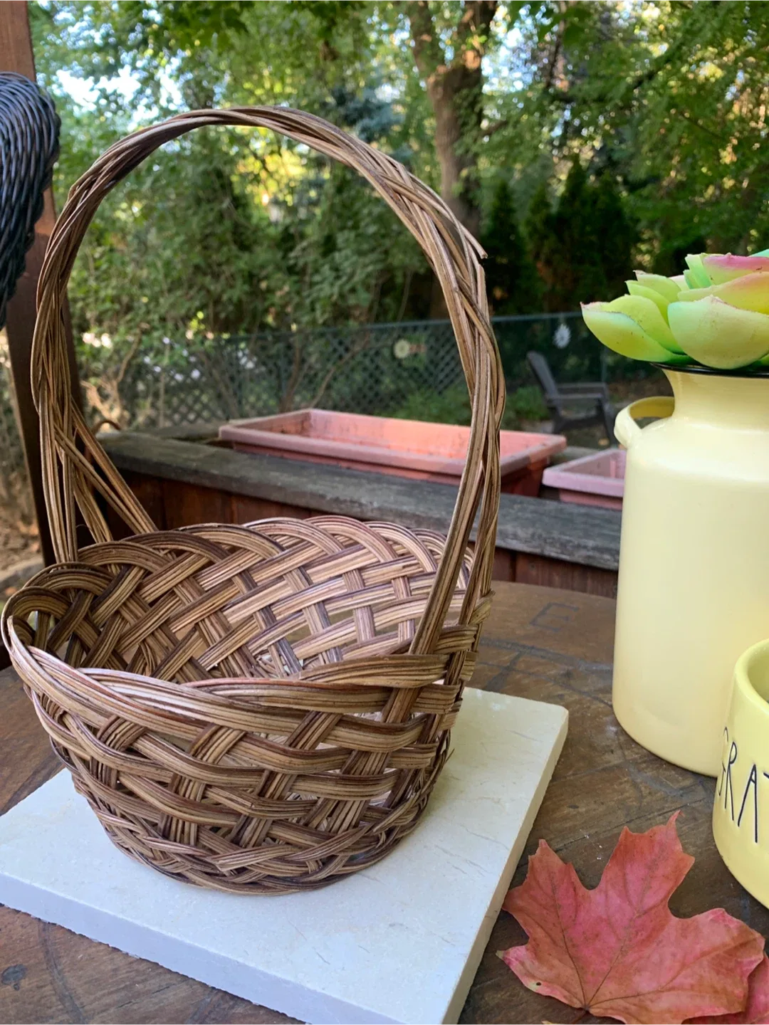 Woven Basket image indicator(5)