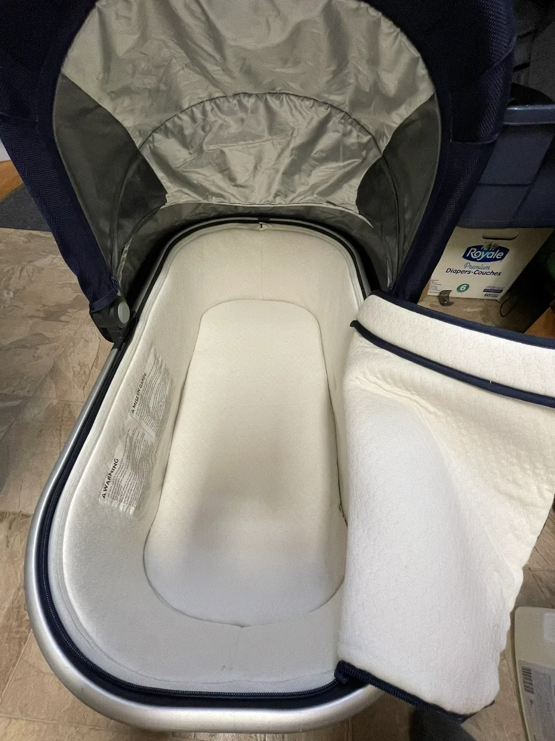 UPPAbaby Vista Bassinet - Navy Blue image indicator(2)