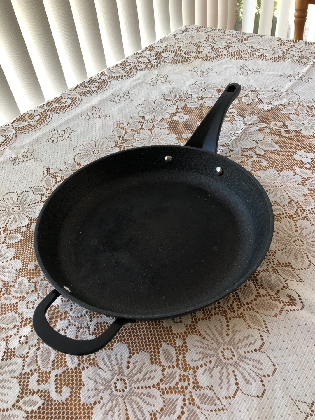 Erock Cast Iron Fry Pan - Black thumbnail
