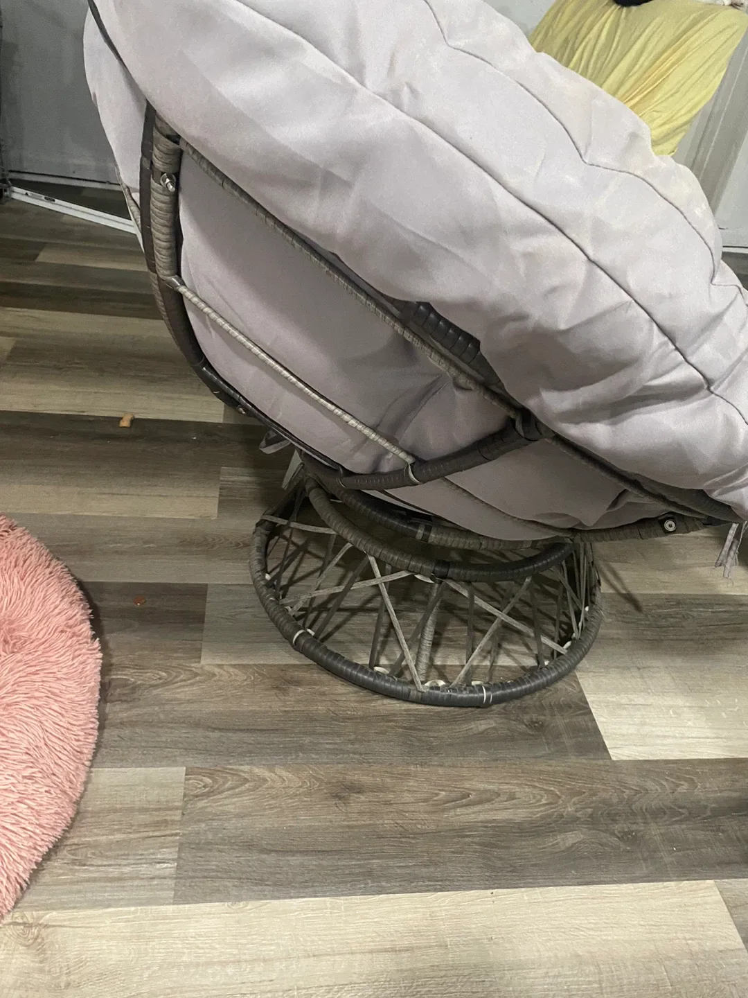 Gray Papasan Chair with Cushion image indicator(2)