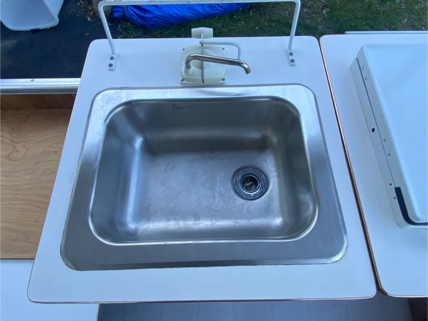 Coleman Fleetwood Pop Up Camper image indicator(8)