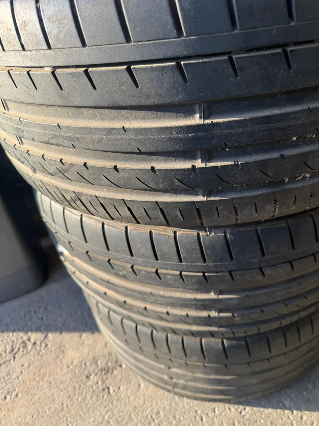 19” Alloy Wheels image indicator(3)