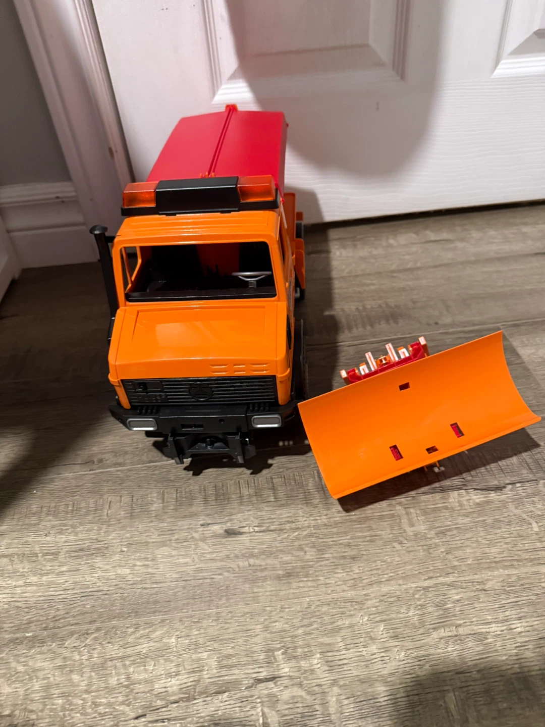 Bruder Toys Winter Service Truck - photo 2