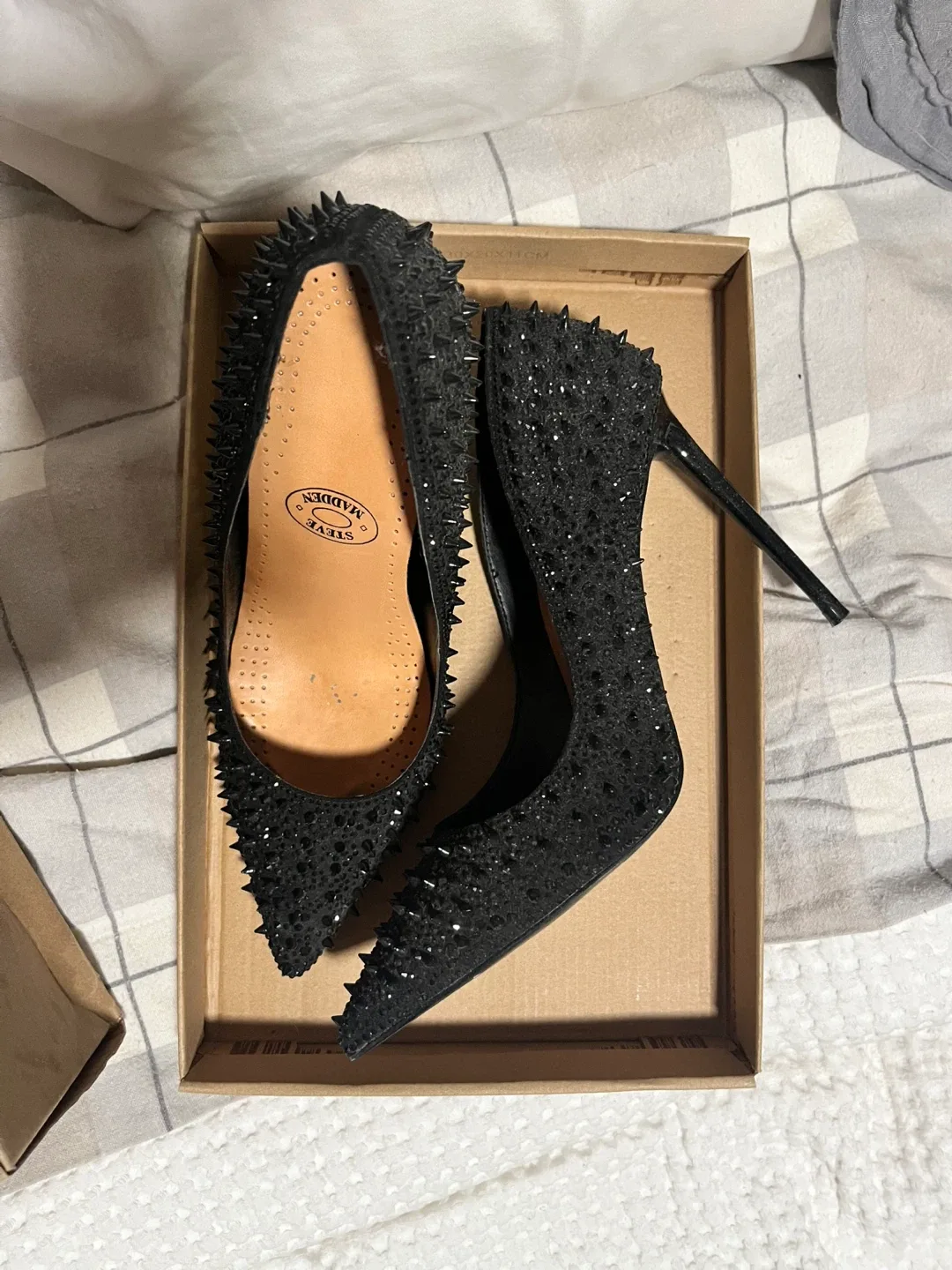 Steve Madden heels thumbnail