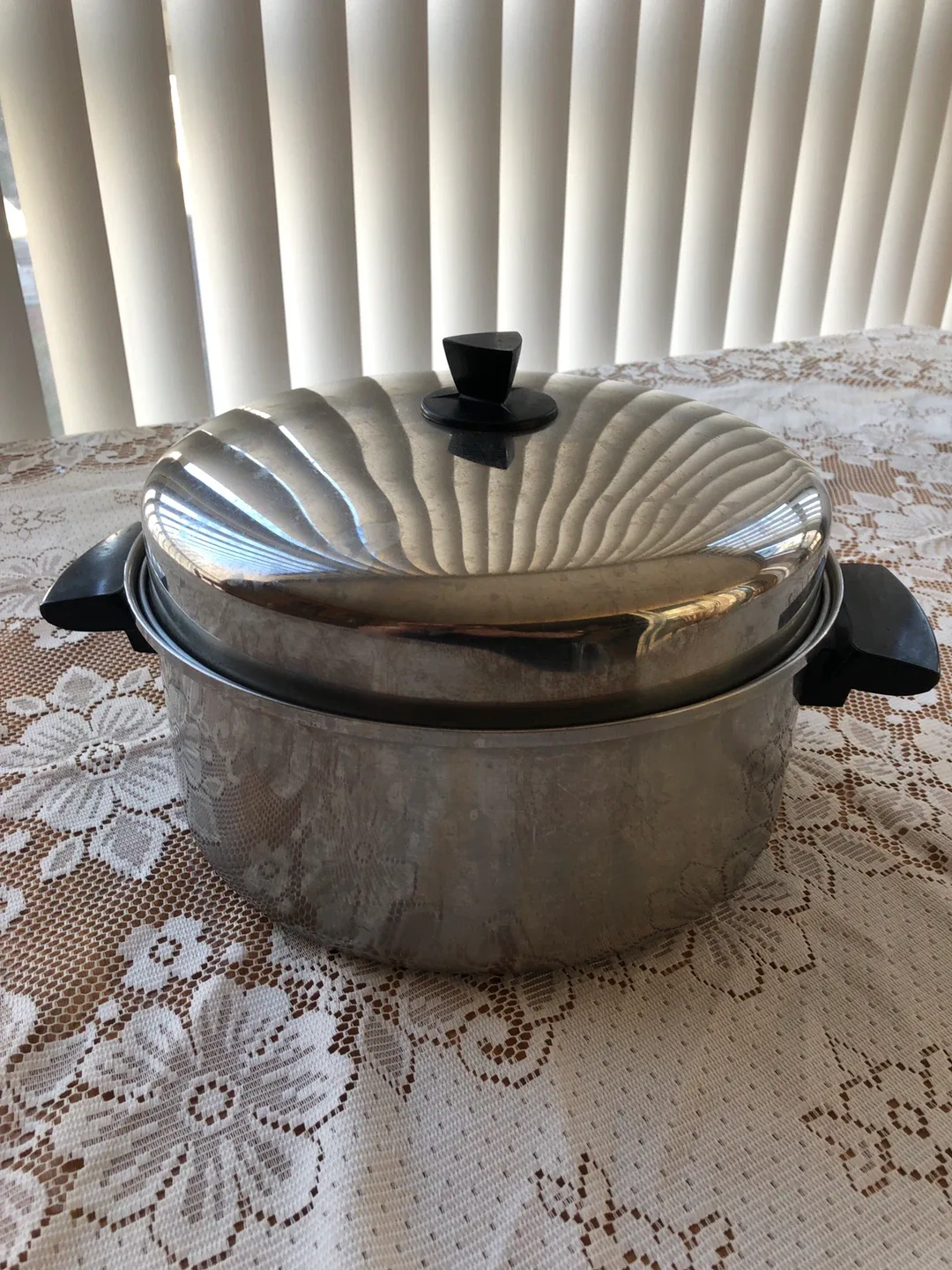 Stainless Steel Stock Pot with Lid thumbnail