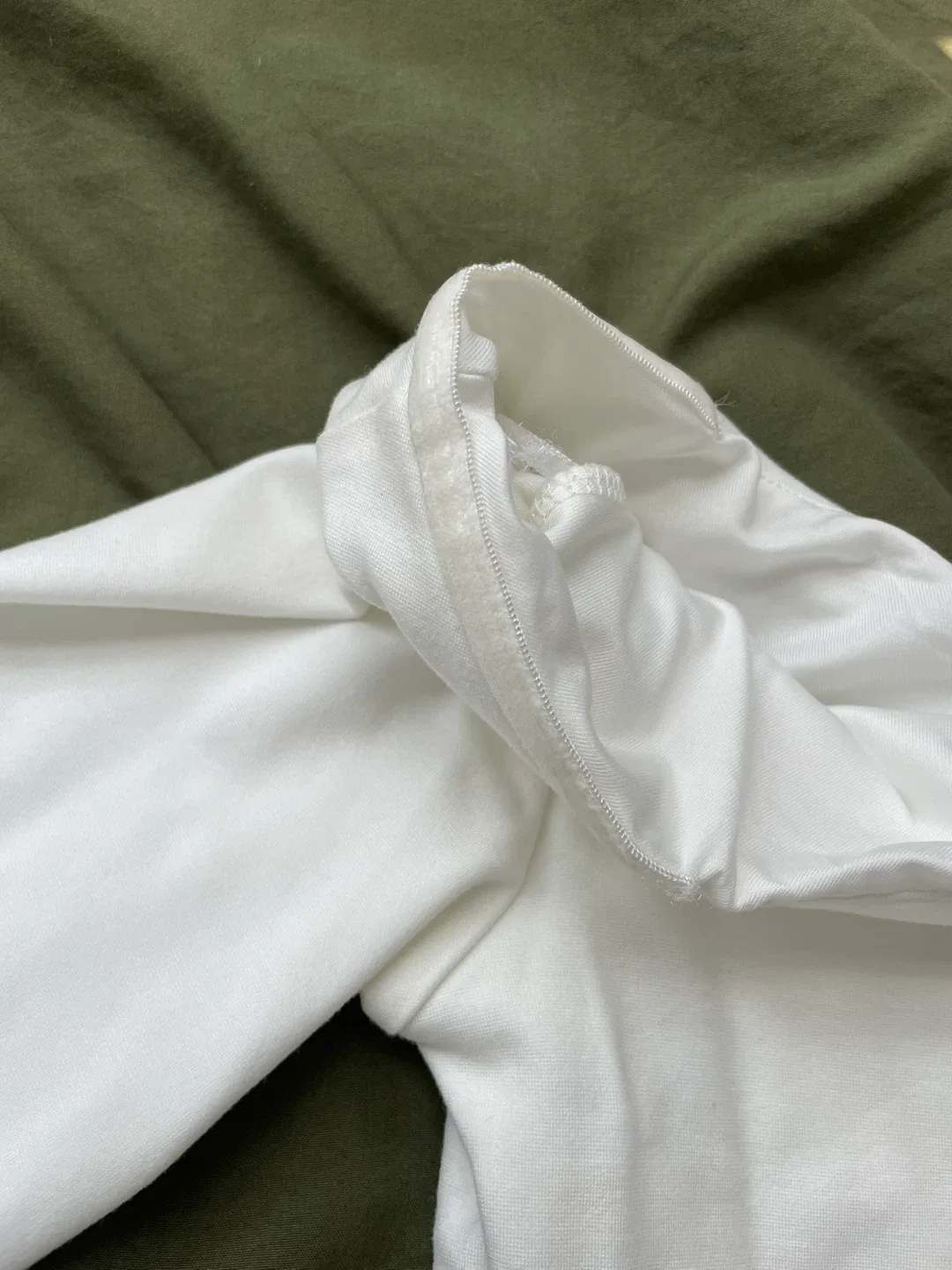 H&M White Shirt image indicator(4)