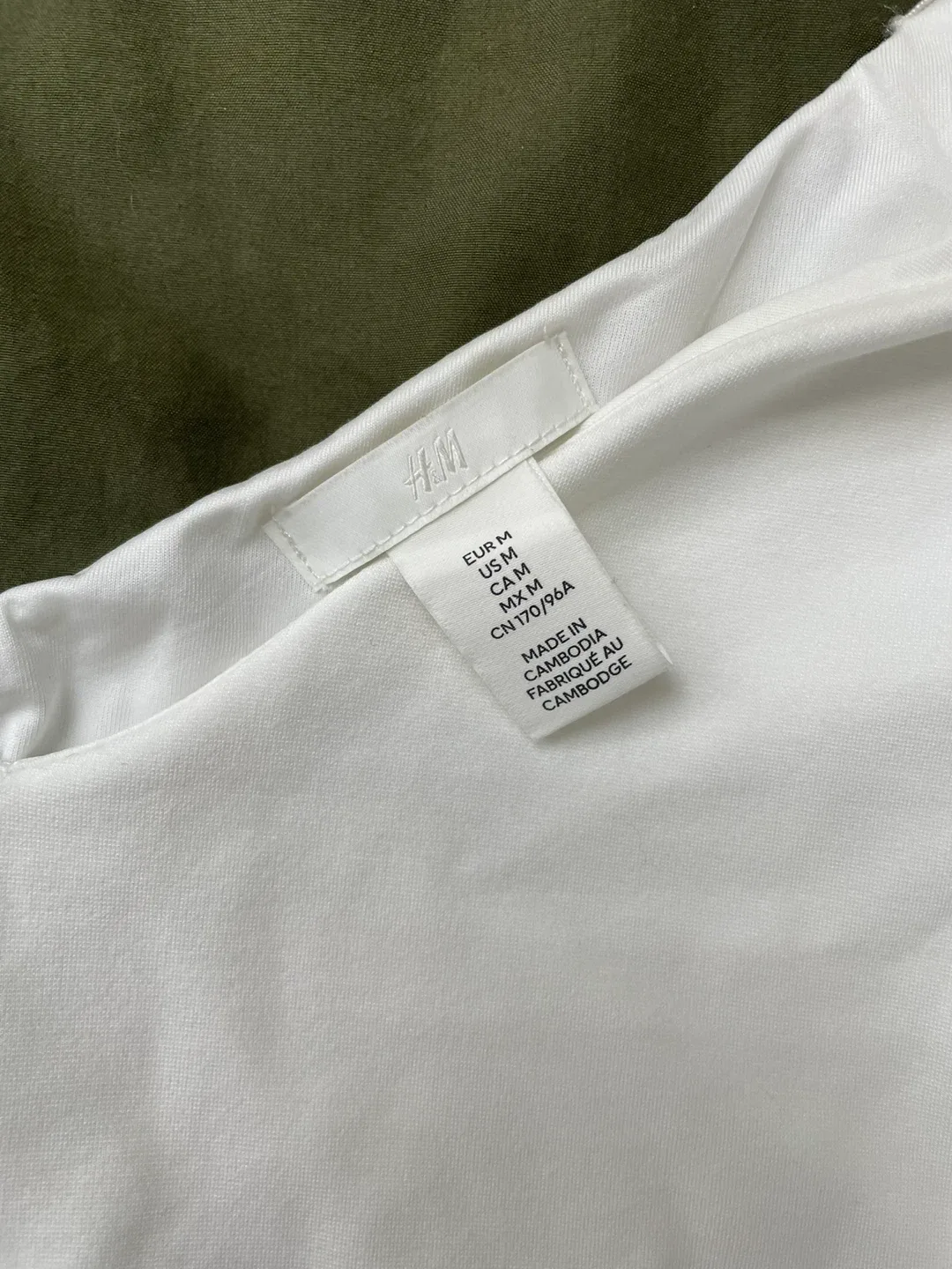 H&M White Shirt image indicator(2)
