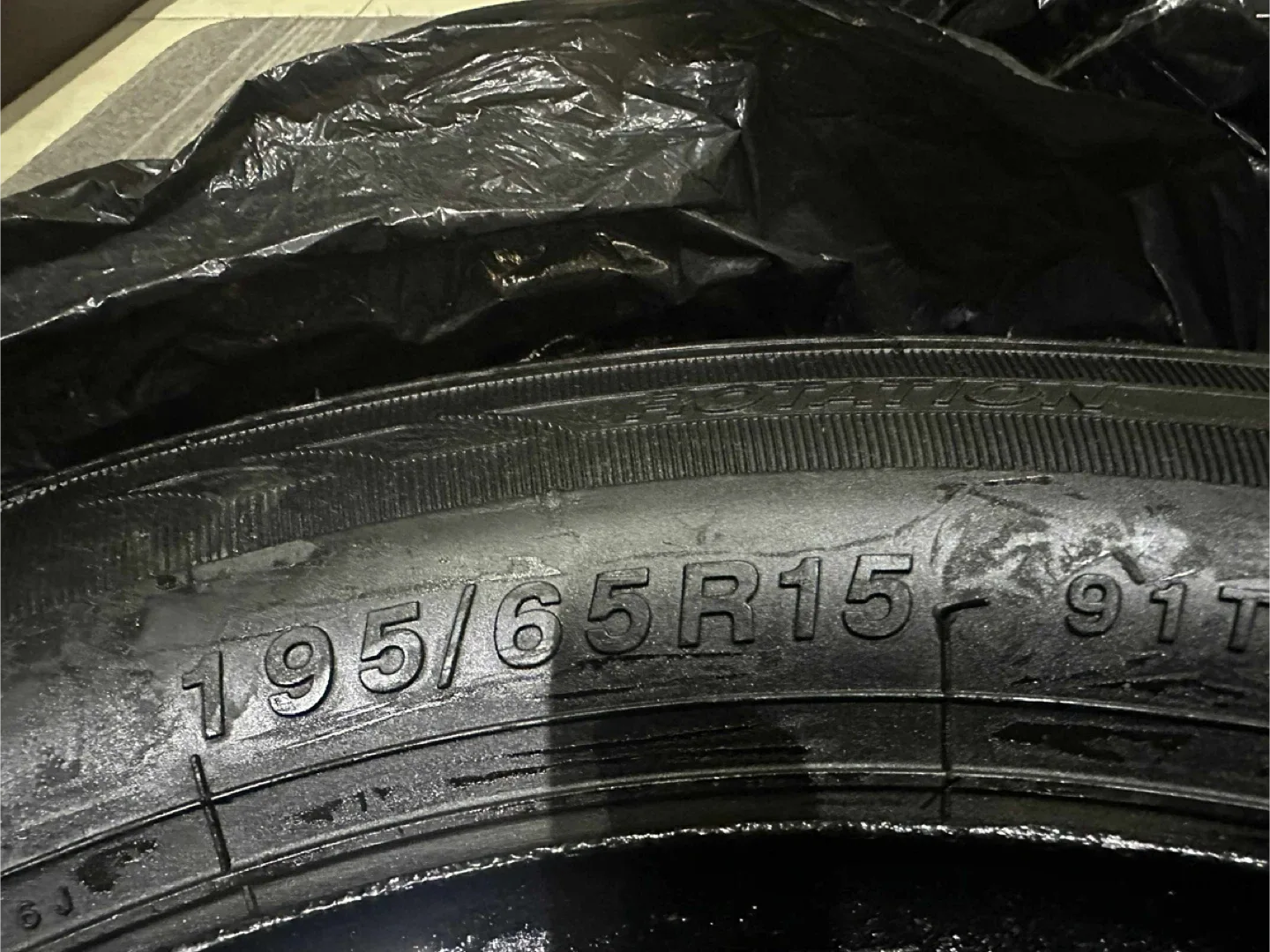 Corrala SE winter tire with ring image indicator(2)