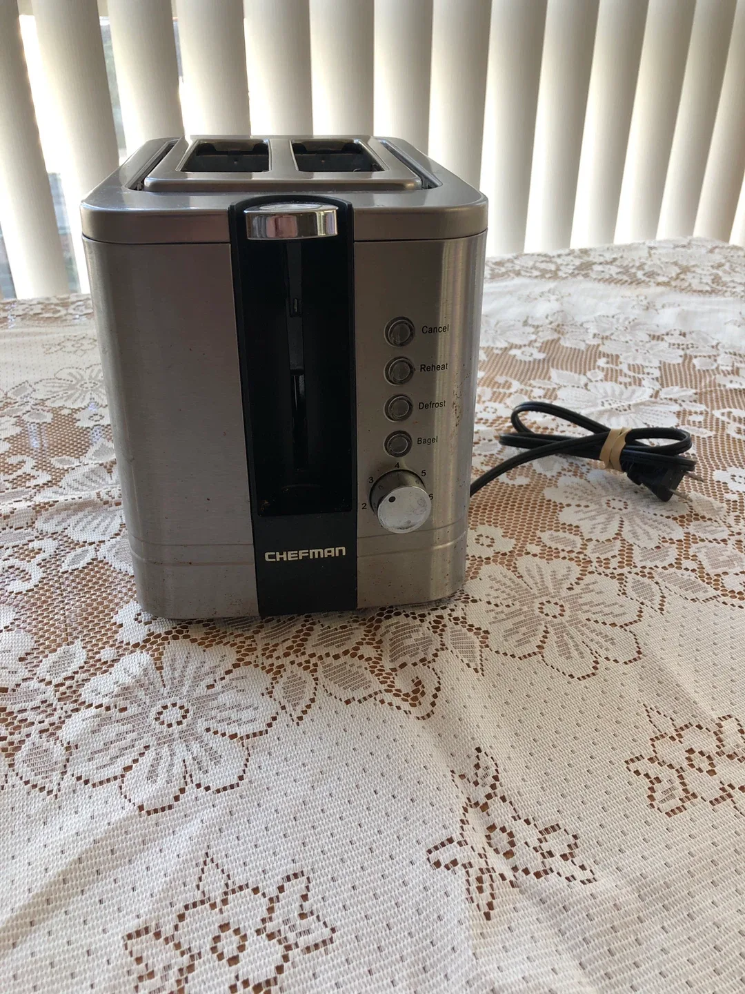 Chefman 2-Slice Toaster thumbnail
