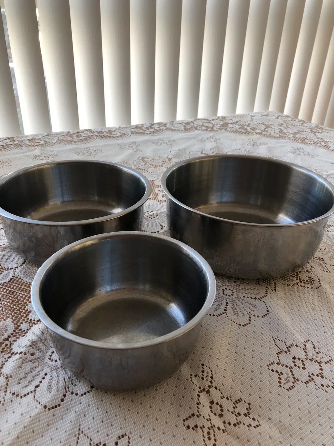 Stainless Steel Mixing Bowls - Set of 3 thumbnail