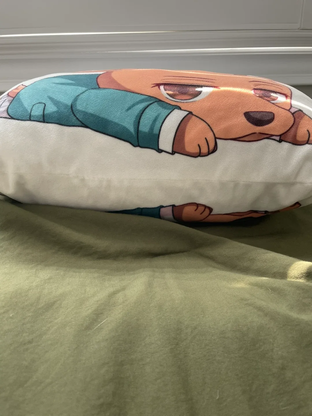 Louis BEASTARS Small Pillow image indicator(4)