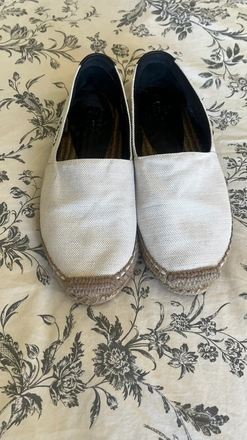YSL Espadrilles, Size 38.5 image indicator(3)