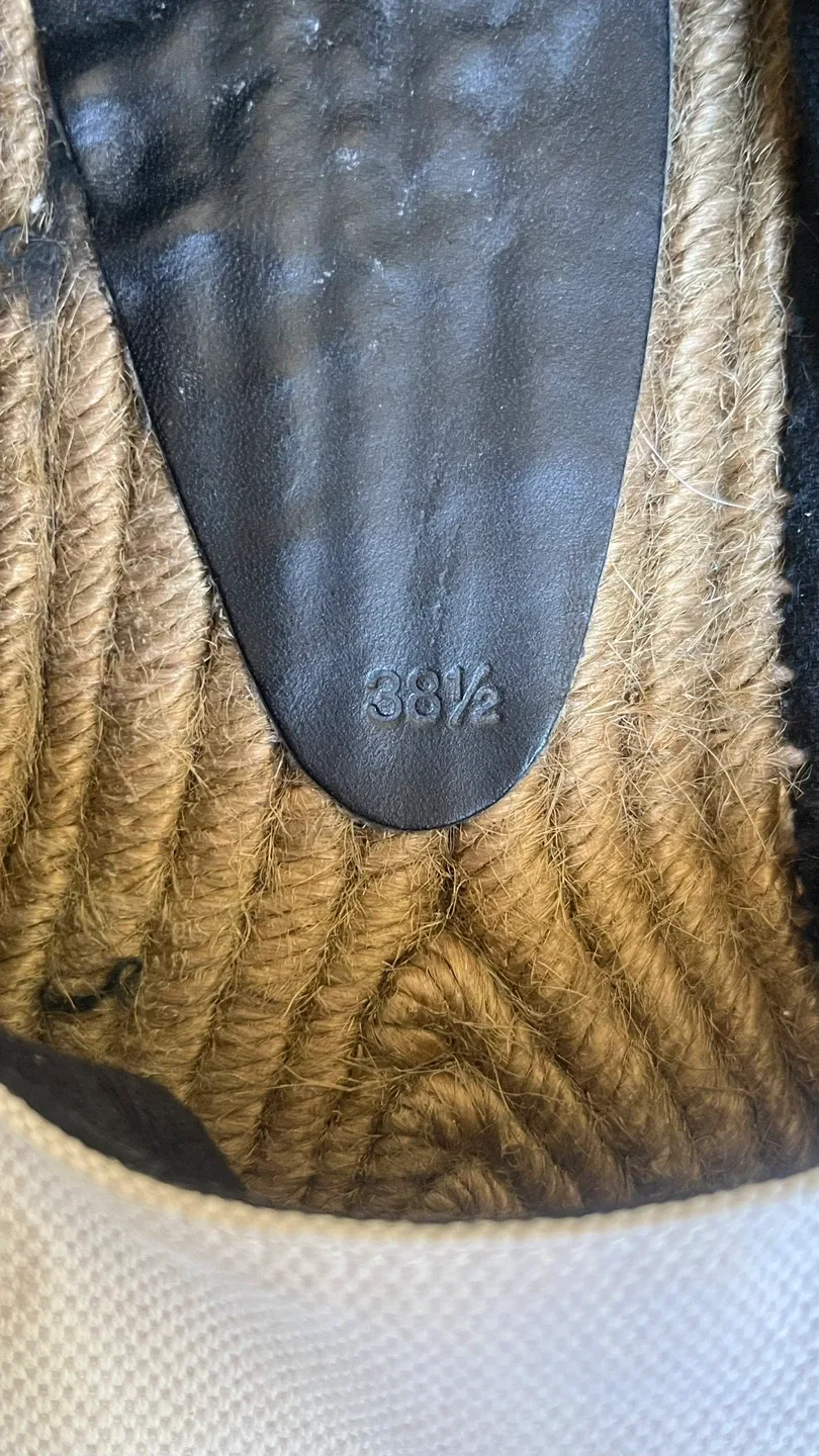 YSL Espadrilles, Size 38.5 image indicator(5)