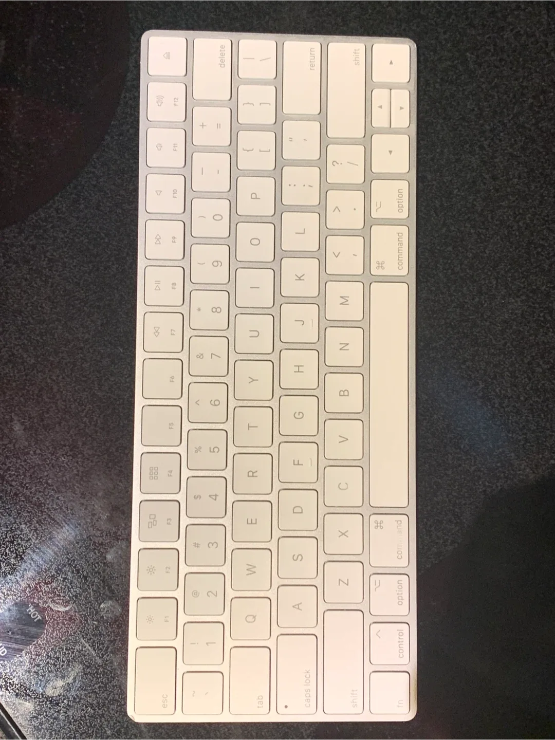 Mac Apple Wireless keyboard thumbnail