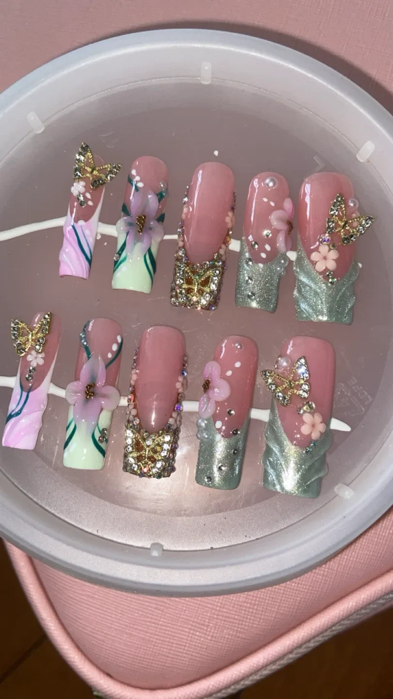 Custom press on nails, Affordable and Cheap image indicator(2)