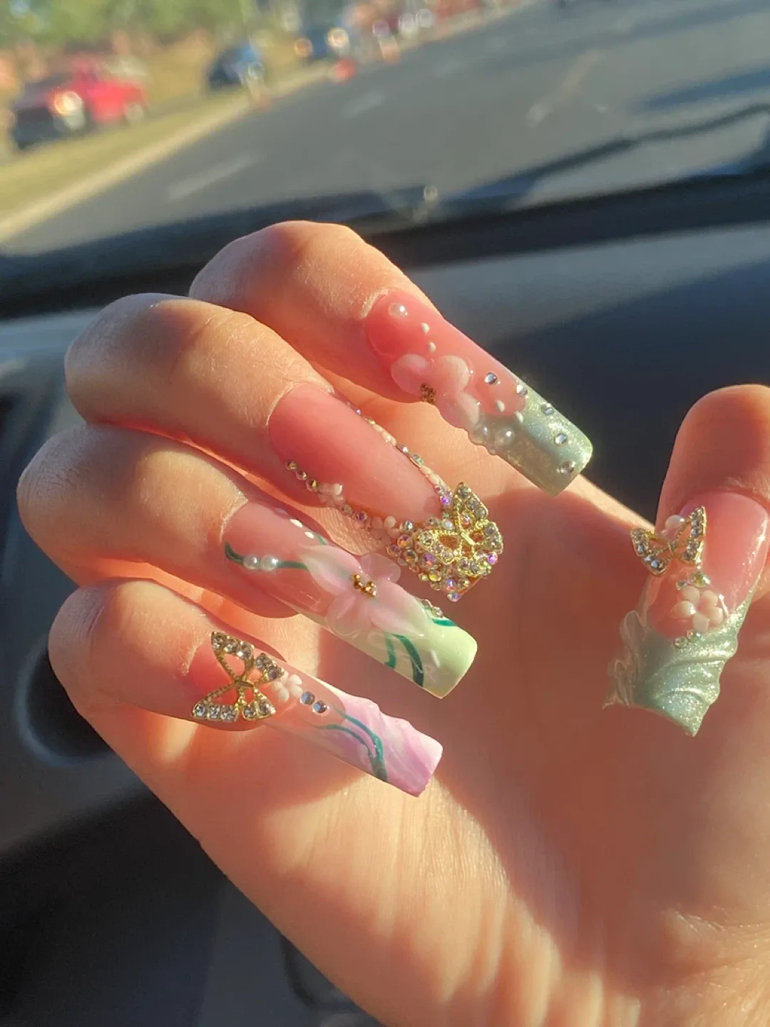 Custom press on nails, Affordable and Cheap thumbnail