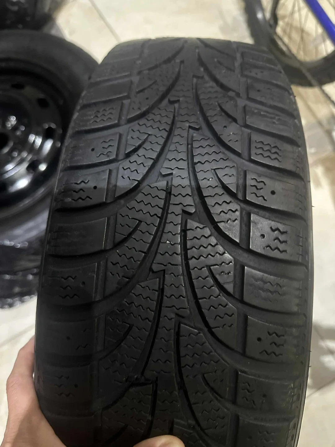 195/65R15 Steel Winter Tire image indicator(2)