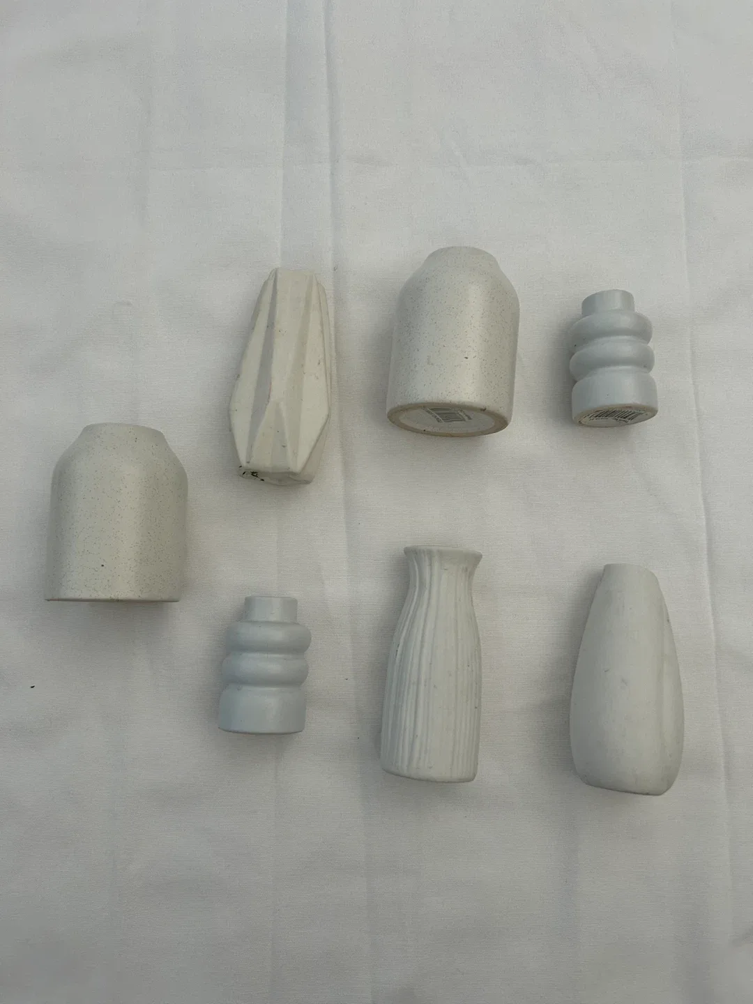 Set of 7 Neutral Vases thumbnail