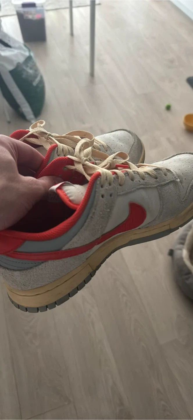 Nike Dunk Low Grey/Orange Size 7 US image indicator(3)