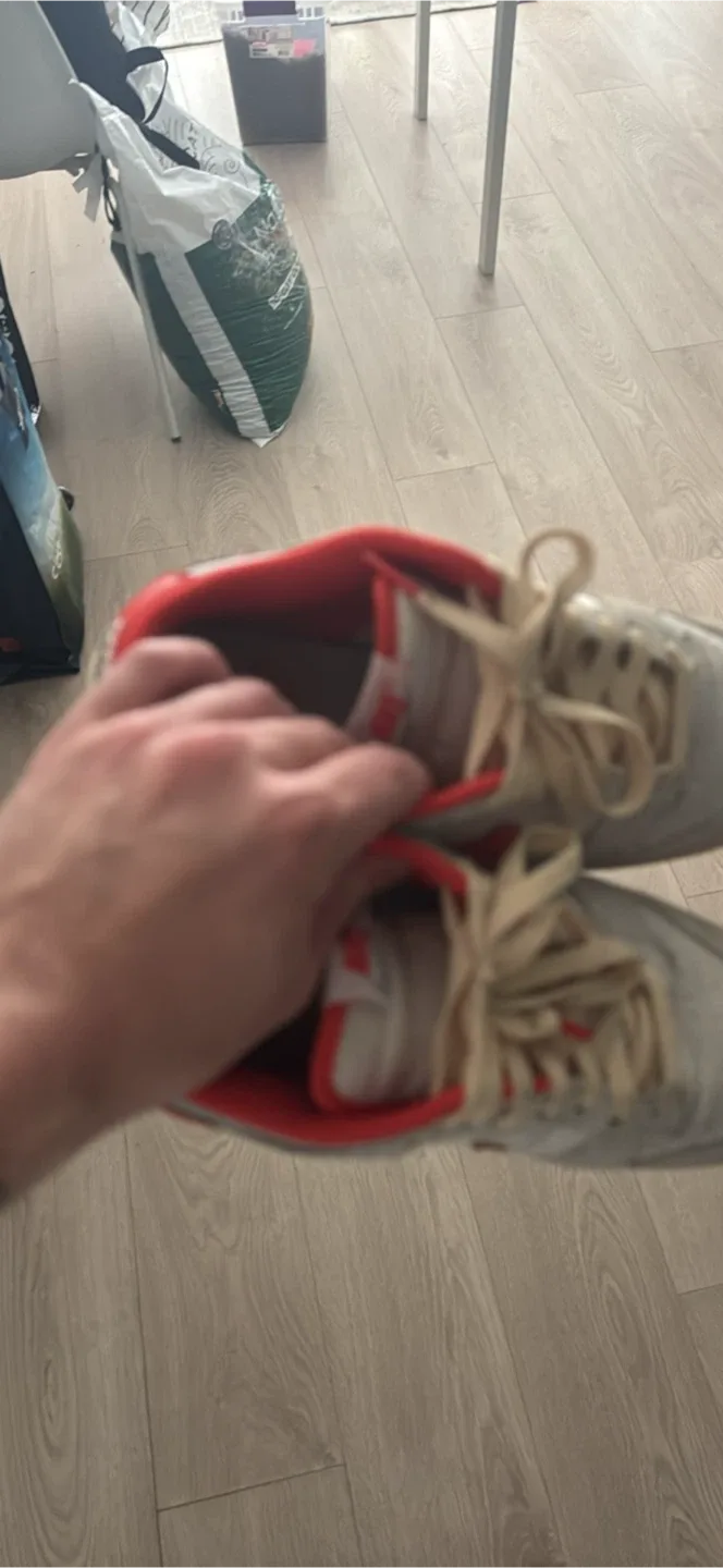 Nike Dunk Low Grey/Orange Size 7 US image indicator(2)