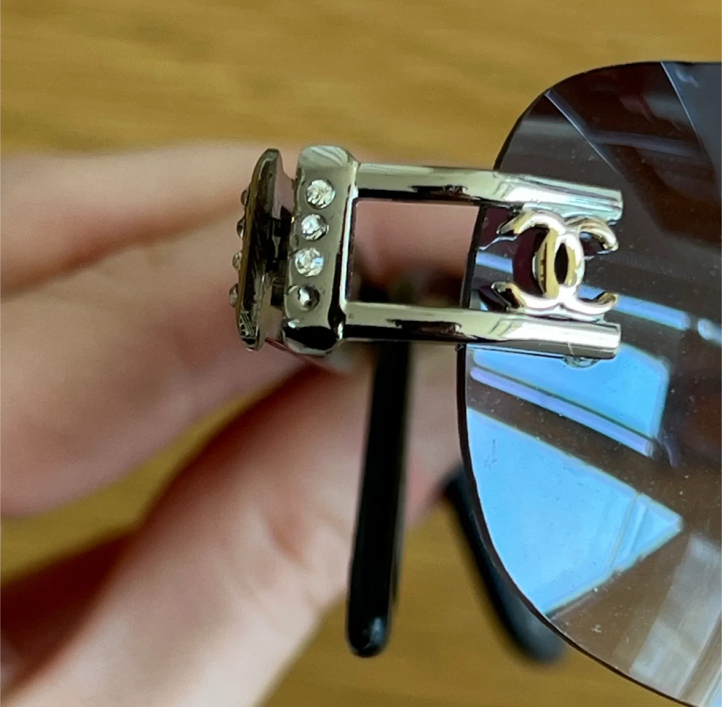 Vintage Chanel Y2K Rimless Sunglasses - Made in Italy image indicator(4)