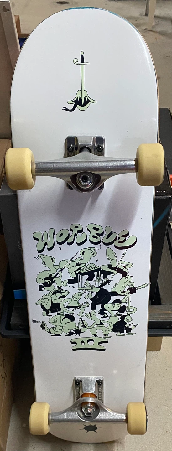 Worble Skateboard + Pro-Tec Helmet & 187 Killer Pads Size Small