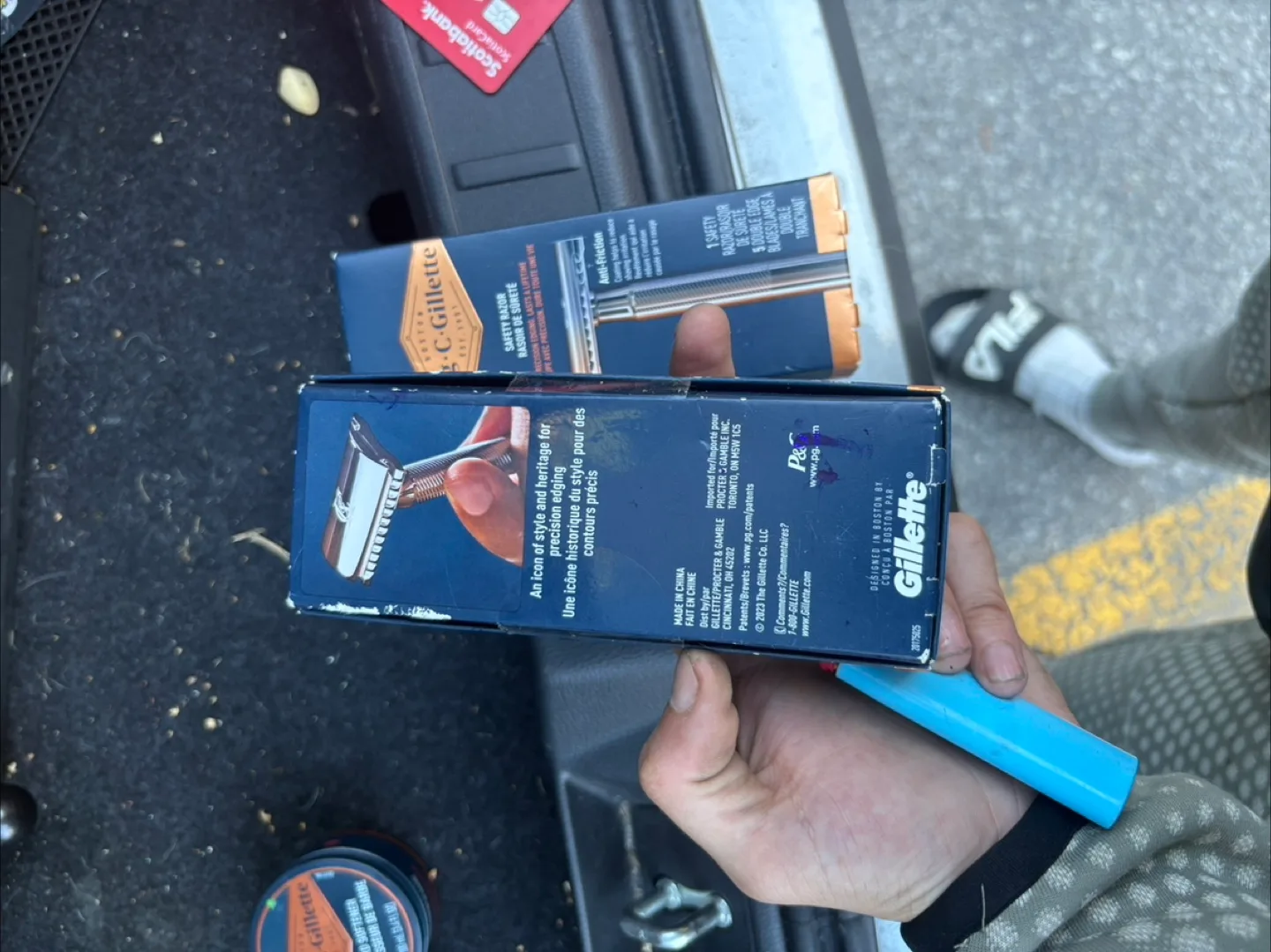 King C. Gillette Men's Grooming Set image indicator(4)