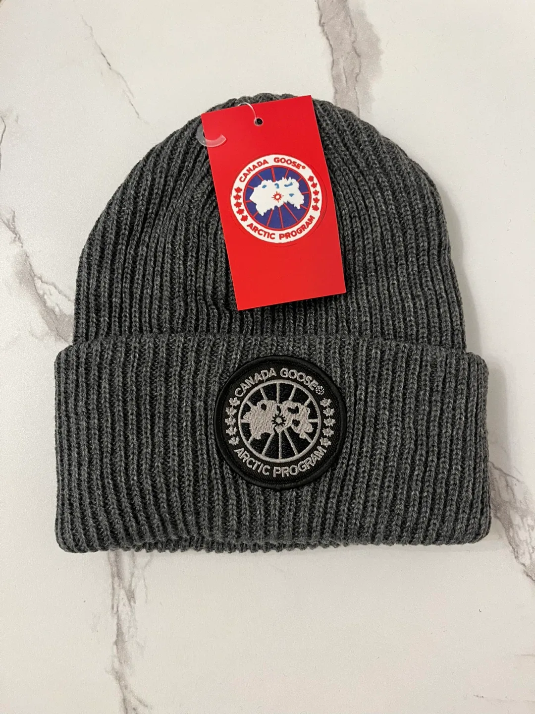 (New) Canada goose beanie thumbnail