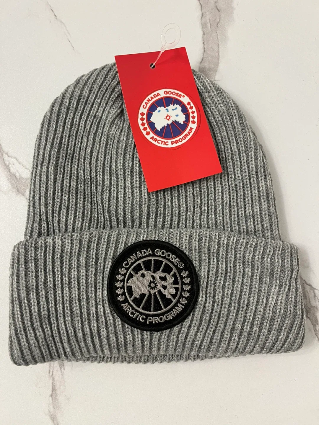 (New) Canada goose beanie thumbnail