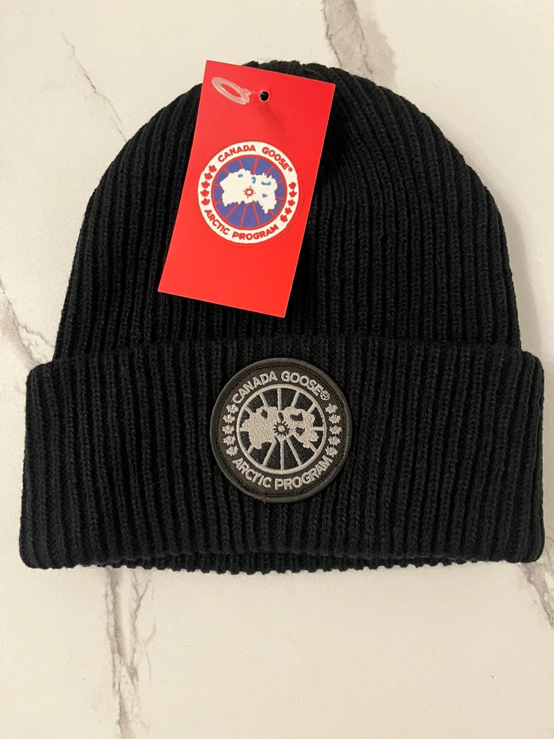 (New) Canada goose beanie thumbnail