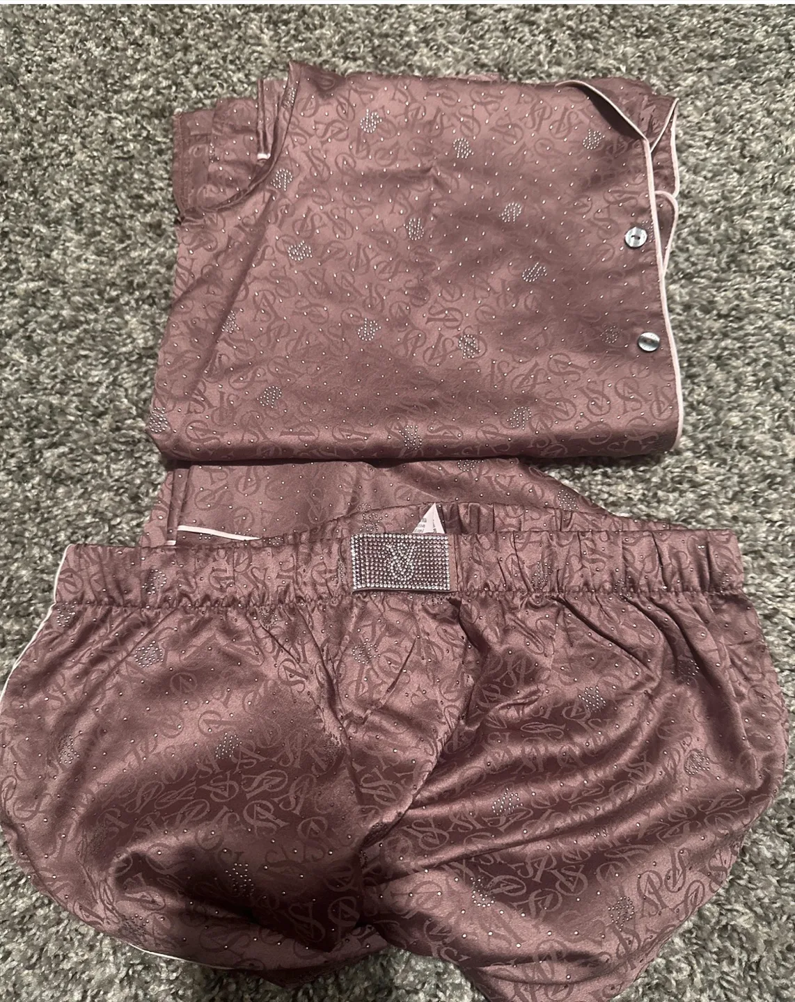 Victoria's Secret Satin Pajama Set, Rose, Size XL image indicator(7)
