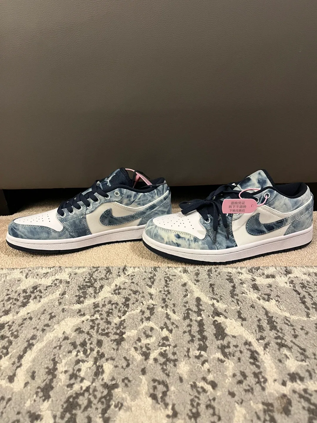 (New) Nike Jordan 1 lows thumbnail