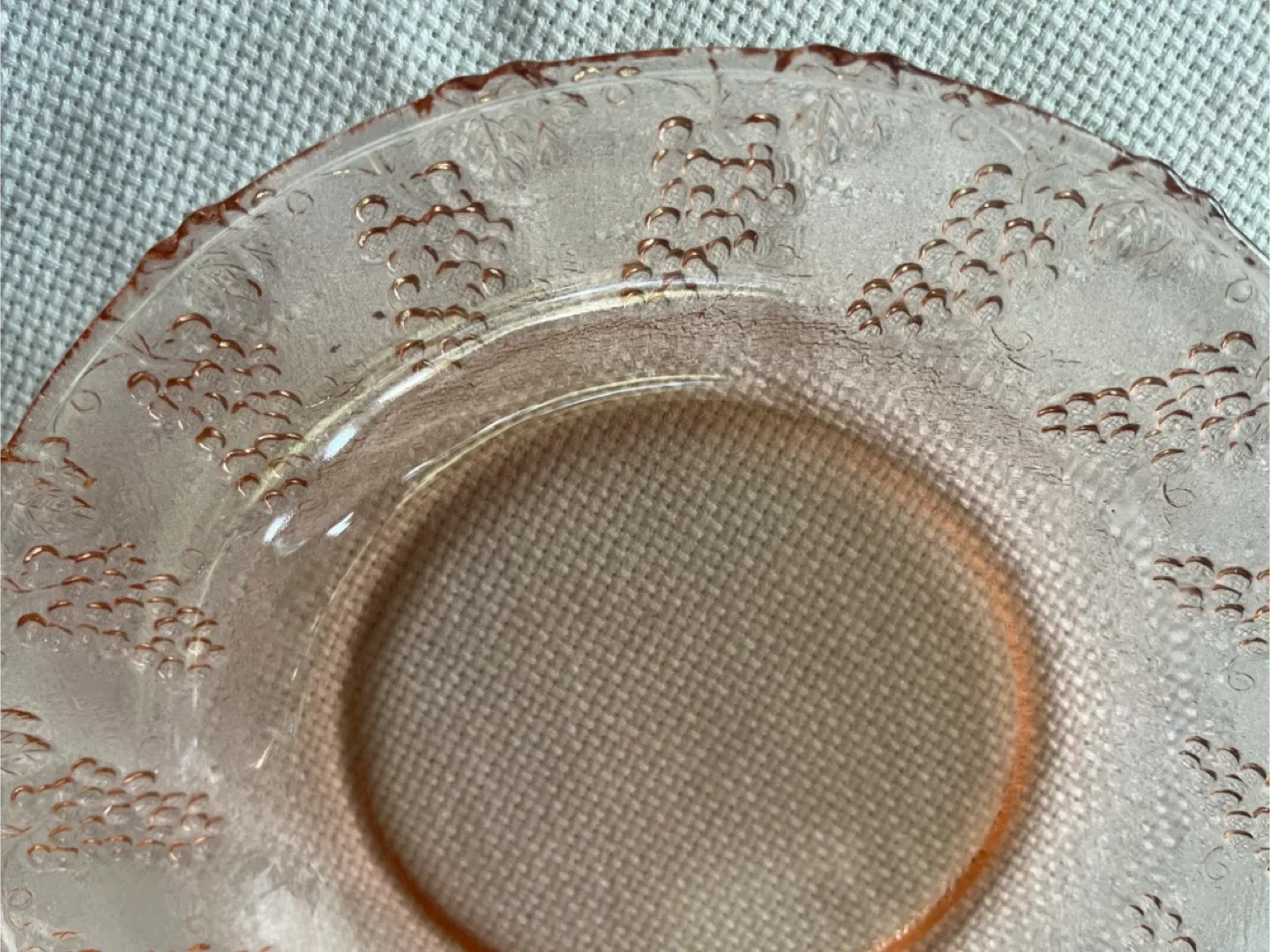 Pink Depression Glass Plate - 9 Inch, Harvest Grape pattern image indicator(3)