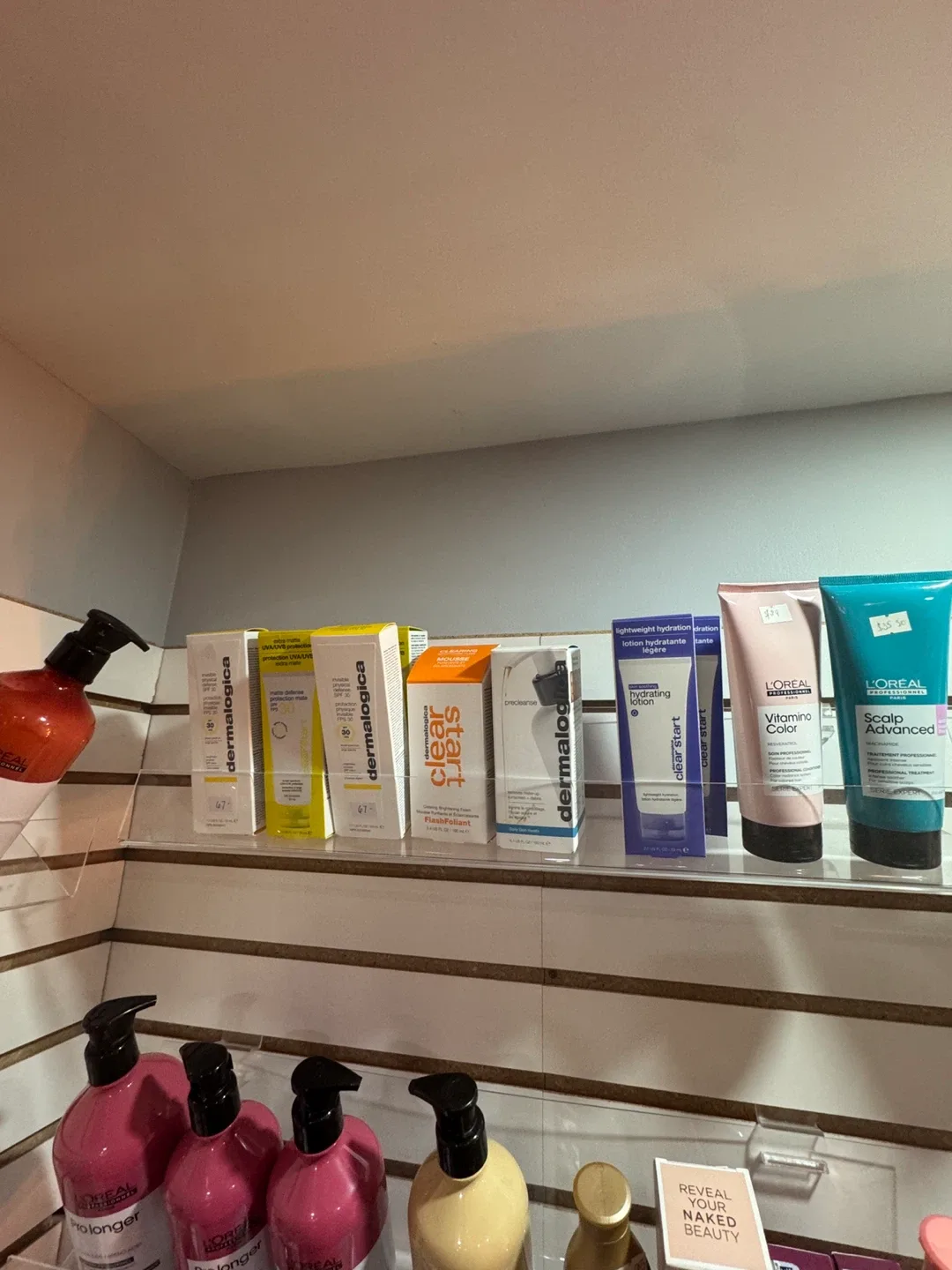 L'Oreal Professional Hair Products image indicator(10)