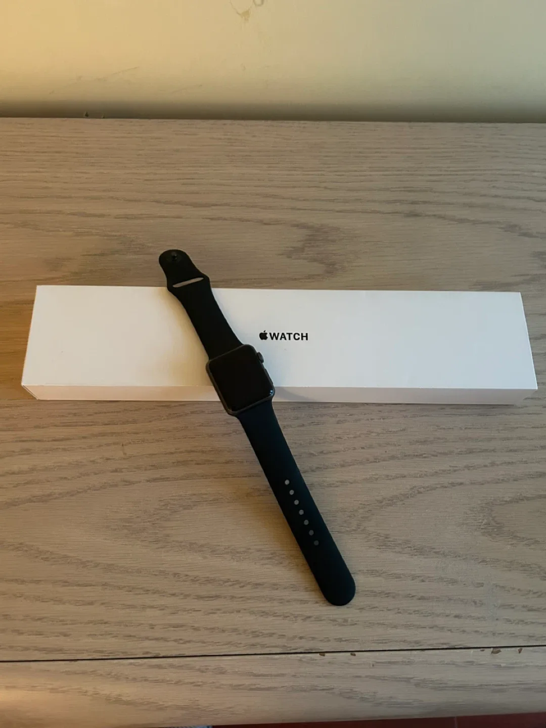 Apple Watch Series 1 38mm Black with Box thumbnail