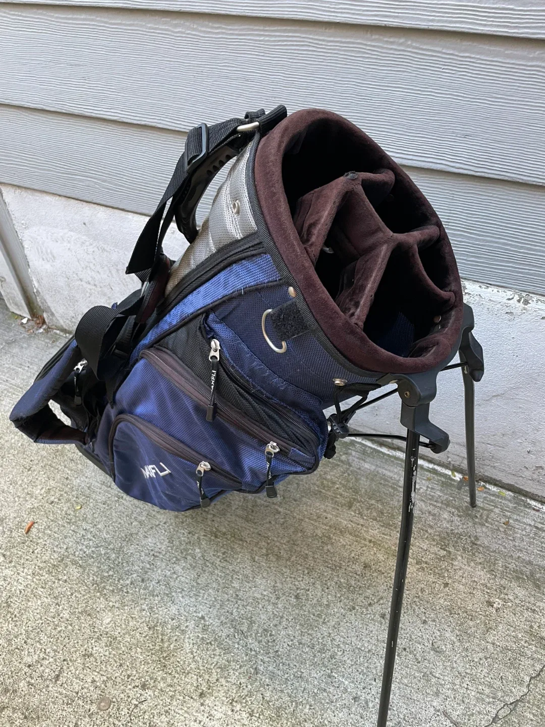 MAXFLI Golf Stand Bag - Blue image indicator(2)