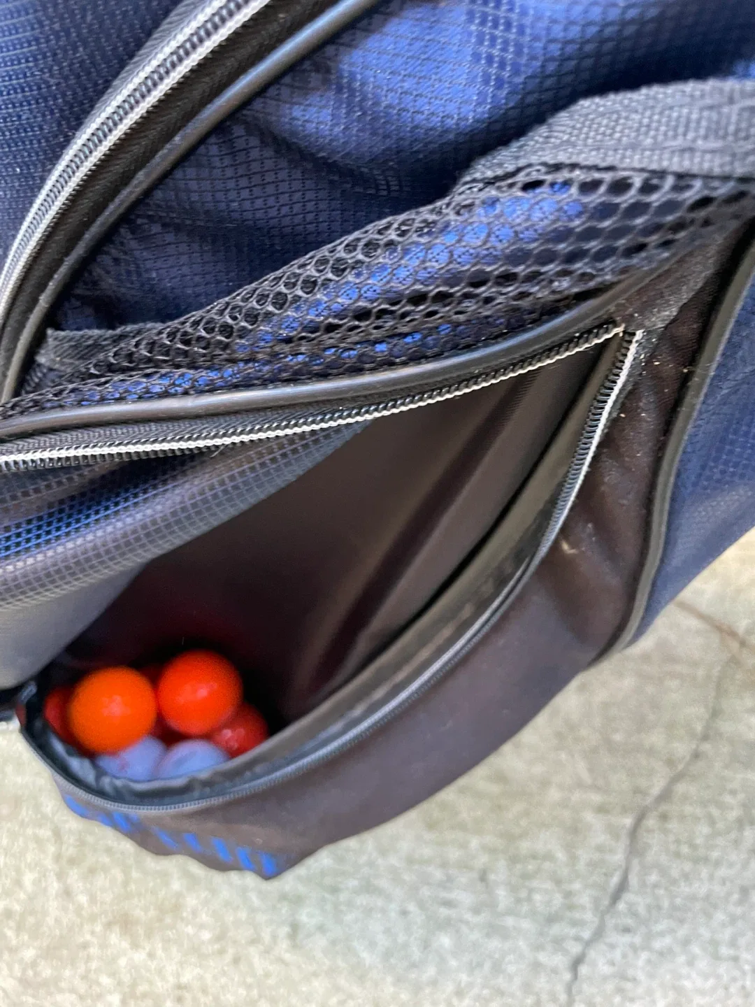 Top Flite Golf Stand Bag - Black & Blue image indicator(6)