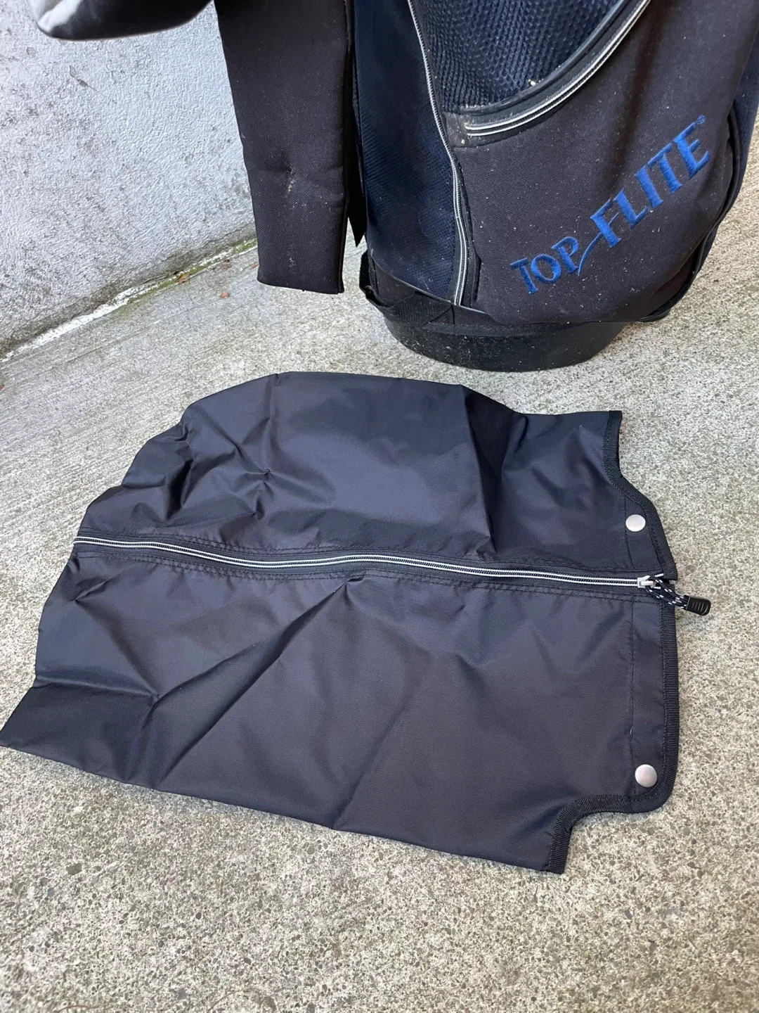 Top Flite Golf Stand Bag - Black & Blue image indicator(5)