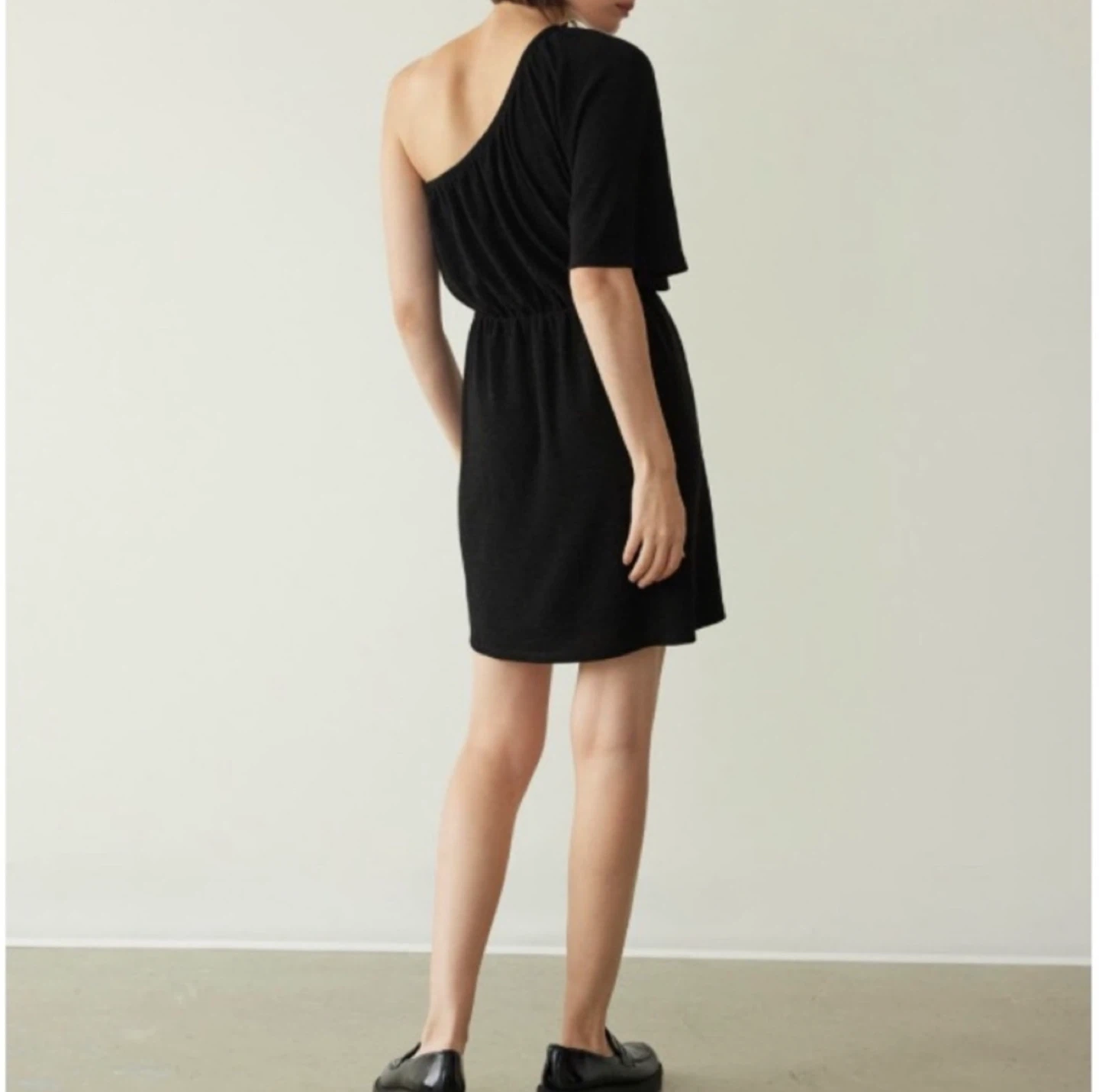 One-Shoulder Shimmery-Knit Dress - photo 3